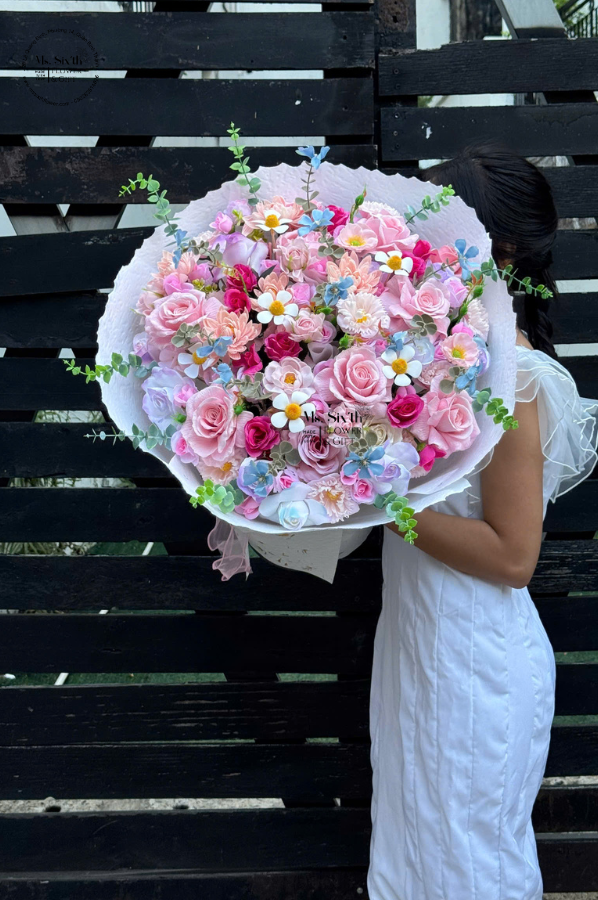 Bó hoa nhiệt đới size M