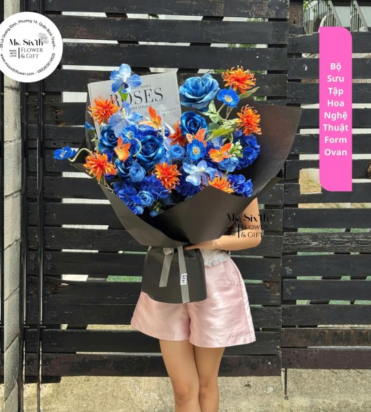 Bó Hoa Xanh Royal Blue Phối Cam Đào Form Ovan