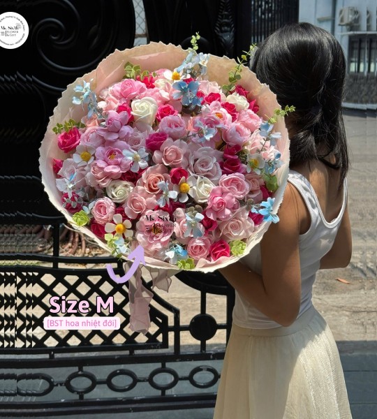Bó hoa nhiệt đới size M