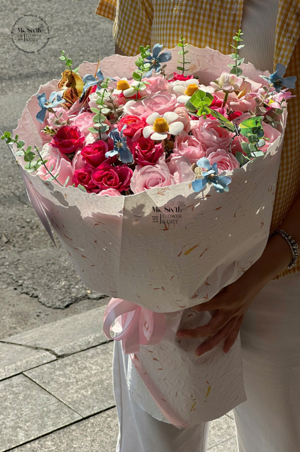 Bó hoa nhiệt đới size S