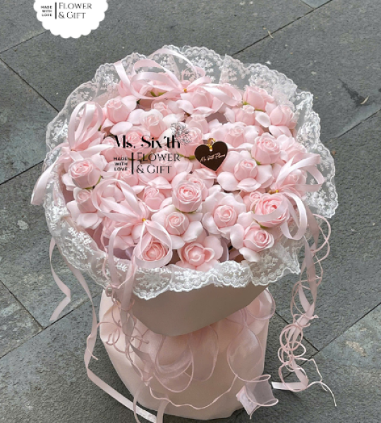Hoa Hồng Plume Mix Voan Tiểu Thư Size S