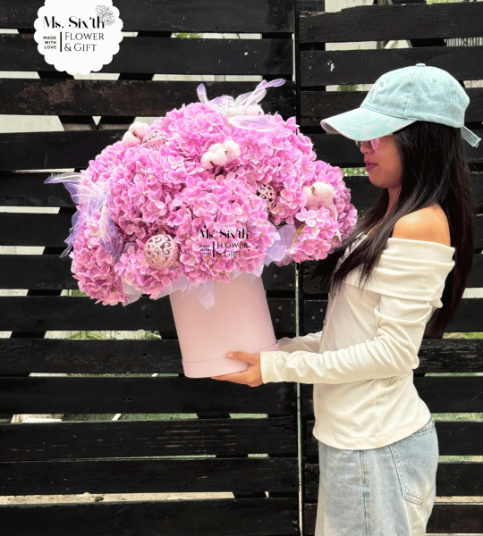 Trụ Hoa Cẩm Tú Cầu