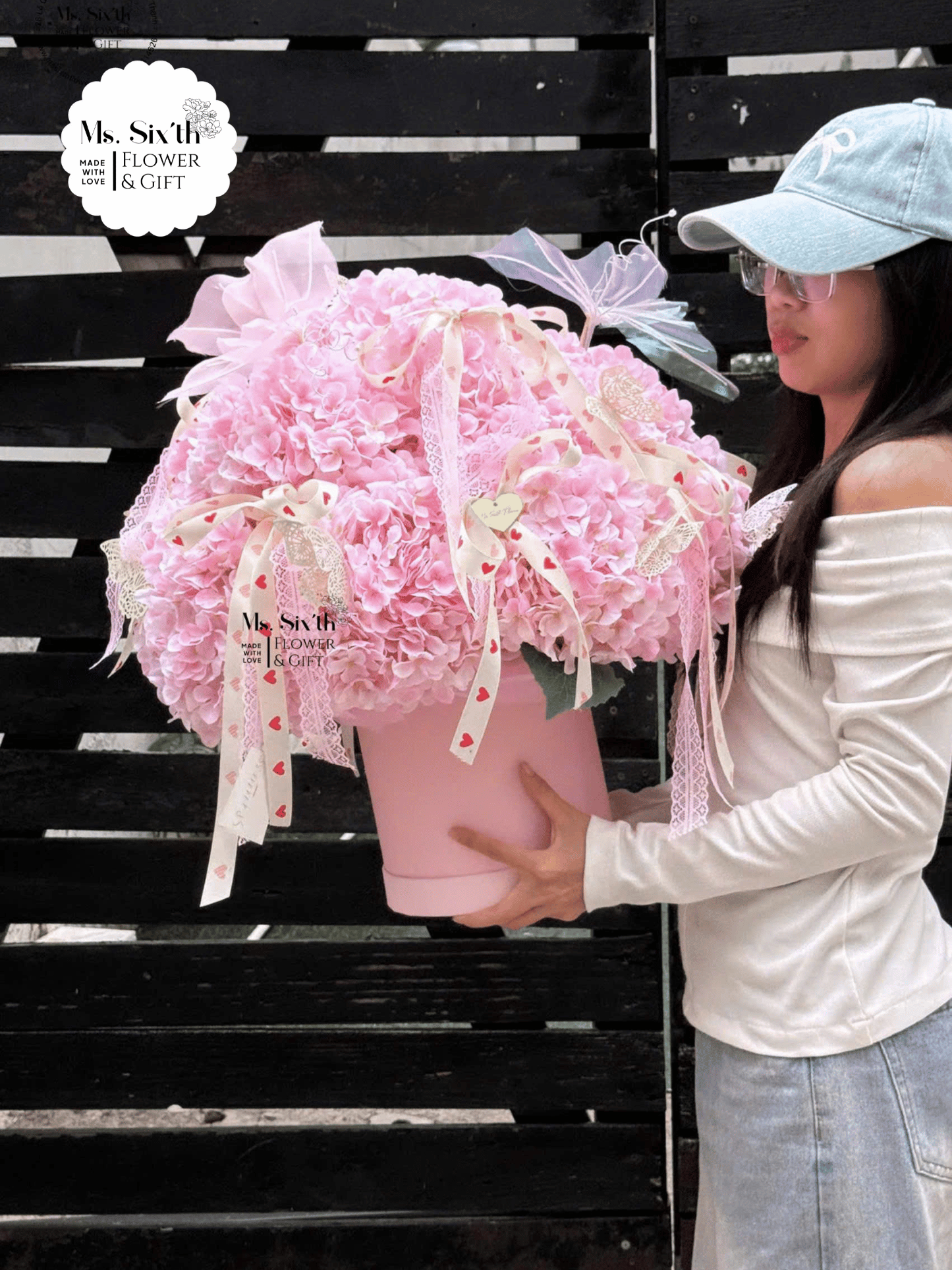 Trụ Hoa Cẩm Tú Cầu